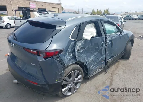 2021 Mazda Cx-30 Premium z USA, uszkodzony, nr VIN 3MVDMBDL3MM317892